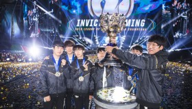 英雄联盟主题曲深度解析：MV画面与歌词呼应、歌词意象解读、电子节拍与情感节奏的完美结合